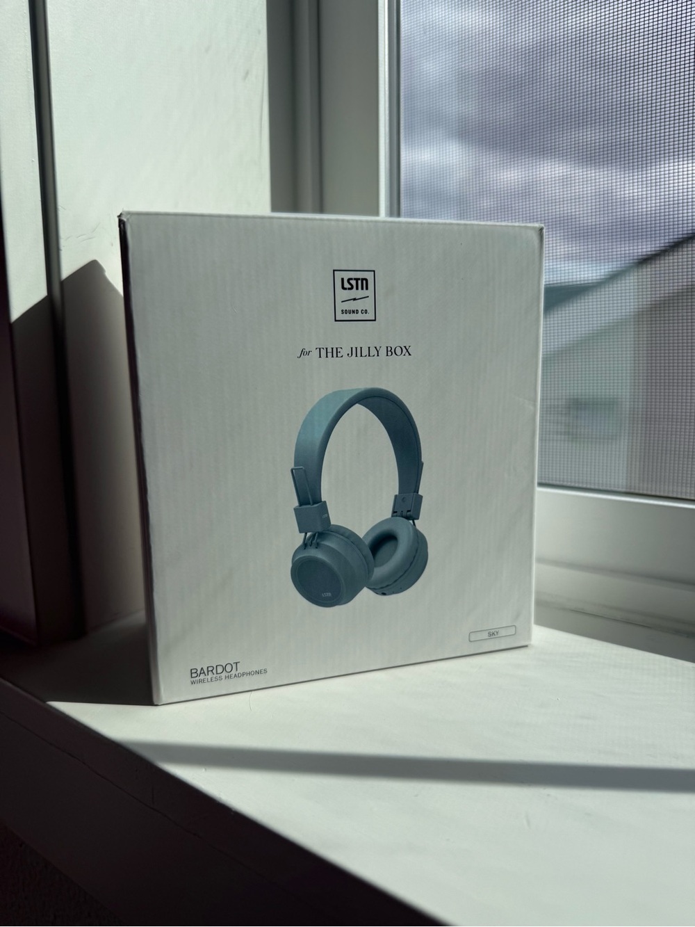 LSTN Jilly Box Sky Blue Bardot Wireless Headphones - Picture 2 of 4